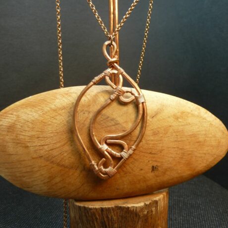 1.601.1 – pendentif cuivre nu