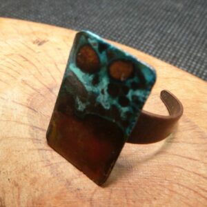 Bague carrée grande oxydée