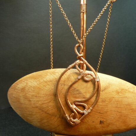 2.601.1 – pendentif cuivre nu
