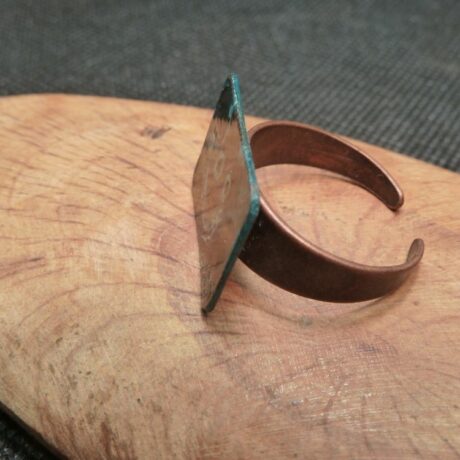 3.100.A.2 – bague carrée petite