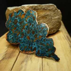 Broche chêne oxydé
