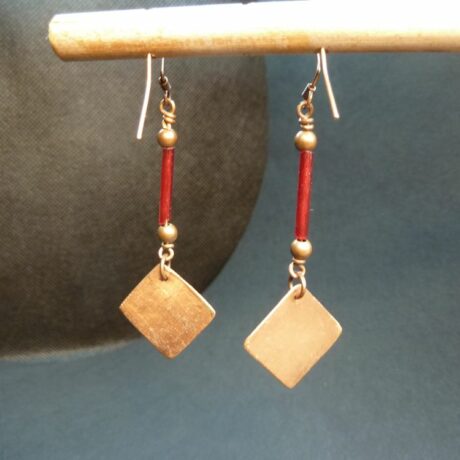 Boucles-d-oreilles-cuivre-brut-carre-2.201.05